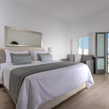 Aqua Mare Luxury Imerovigli (Santorini)