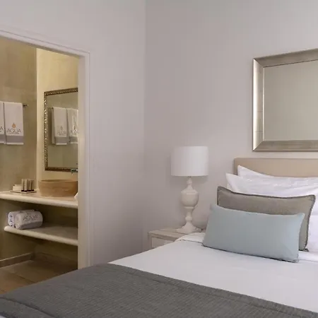 Aqua Mare Luxury * Imerovigli (Santorini)