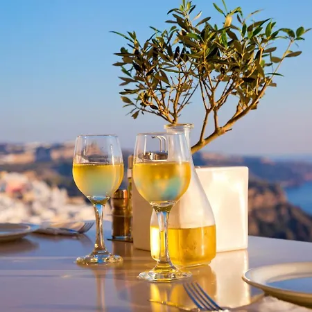 Aqua Mare Luxury Apartment Imerovigli (Santorini)