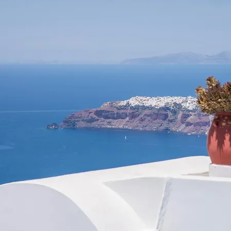 Aqua Mare Luxury Imerovigli (Santorini)